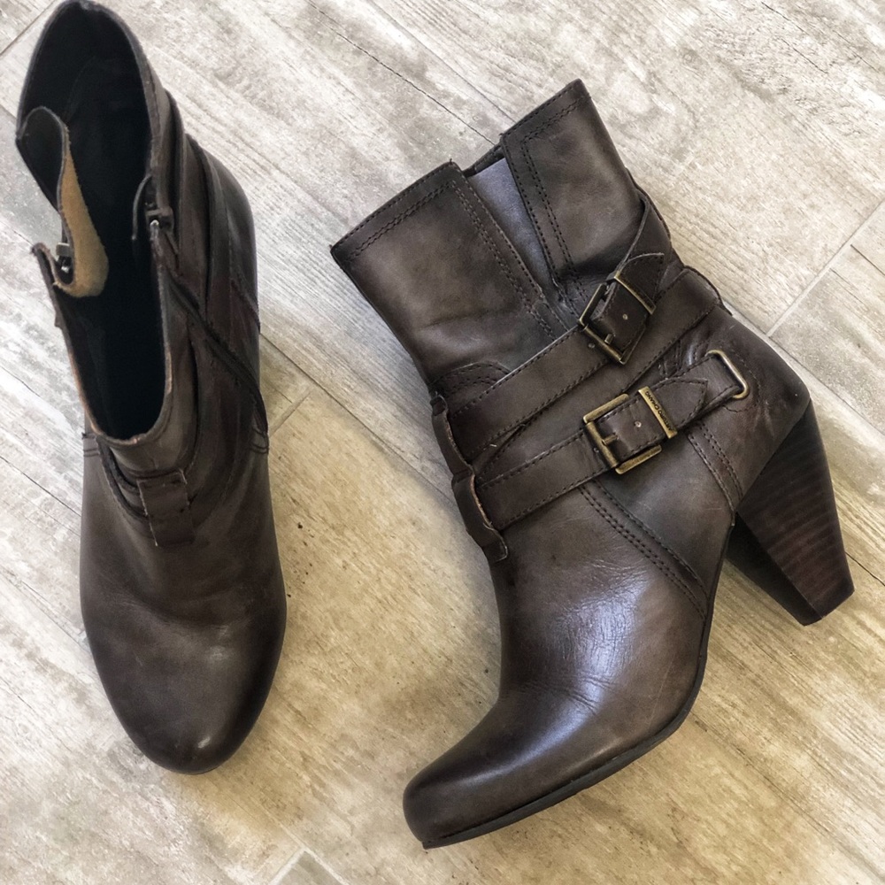 Arturo Chiang Boots